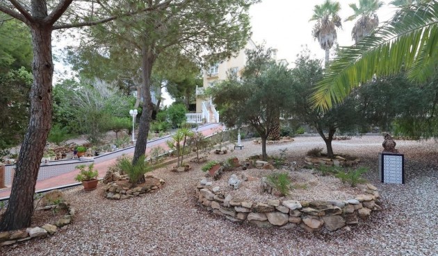 Brukt - Villa -
Orihuela Costa - Costa Blanca