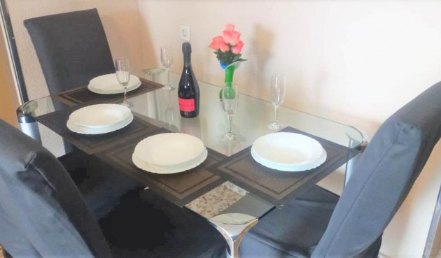 Resale - Apartment -
Punta Prima - Costa Blanca