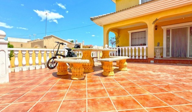 Brukt - Villa -
Torrevieja - Los Balcones