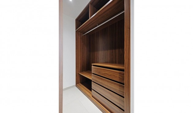 Återförsäljning - Apartment -
Torrevieja - Costa Blanca