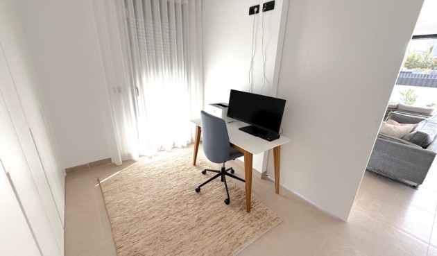 Resale - Apartment -
Pilar de la Horadada - Costa Blanca