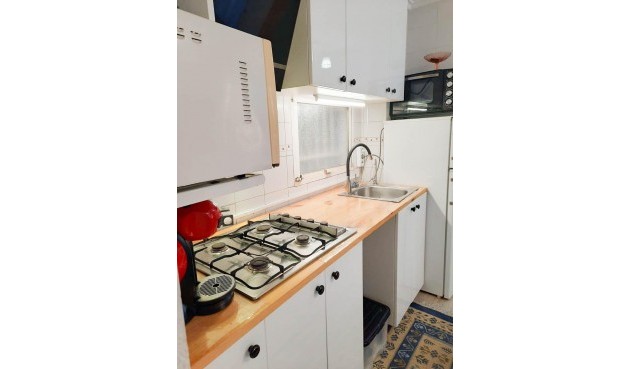 Resale - Apartment -
Torrevieja - Centro