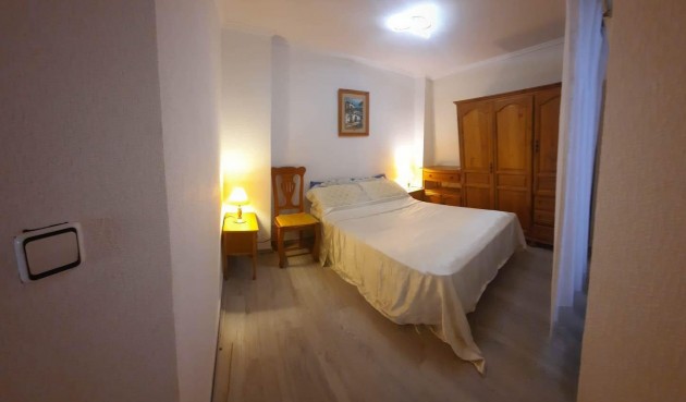 Resale - Apartment -
Torrevieja - Centro
