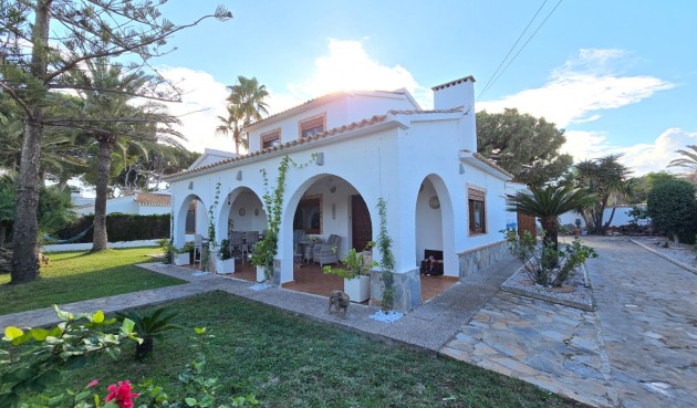 Brukt - Villa -
Orihuela Costa - Costa Blanca