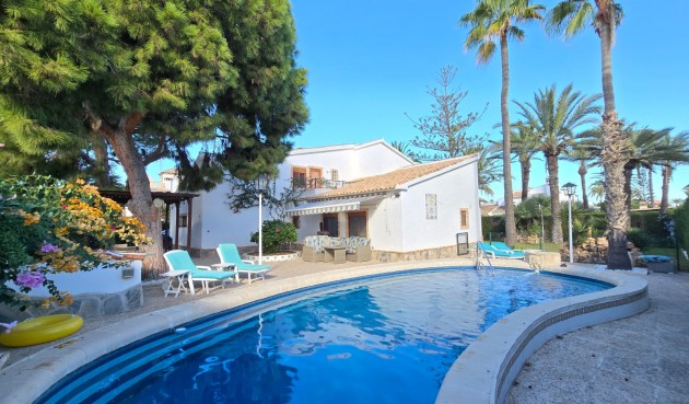 Brukt - Villa -
Orihuela Costa - Costa Blanca