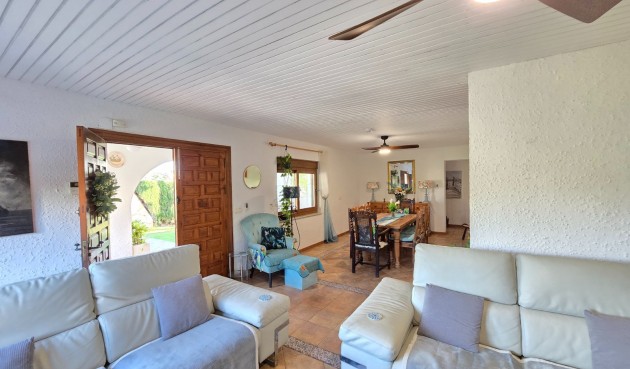 Brukt - Villa -
Orihuela Costa - Costa Blanca