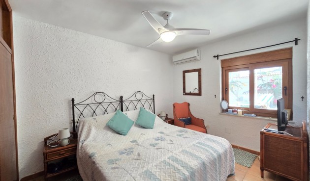 Brukt - Villa -
Orihuela Costa - Costa Blanca