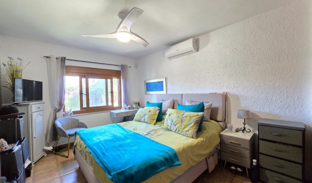 Brukt - Villa -
Orihuela Costa - Costa Blanca