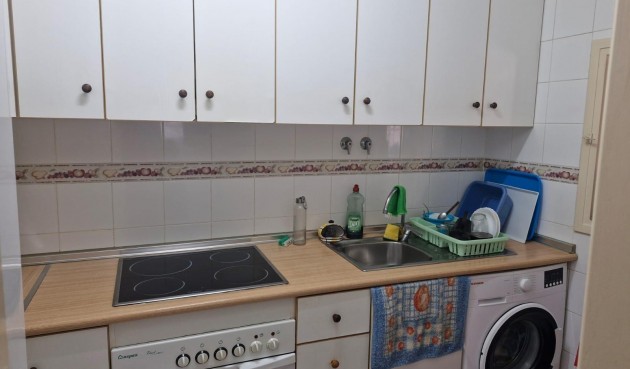 Resale - Bungalow -
Torrevieja - Playa De Los Naufragos