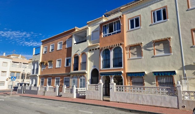 Resale - Bungalow -
Torrevieja - Playa De Los Naufragos