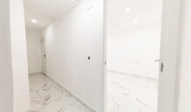 Återförsäljning - Apartment -
Torrevieja - Playa De Los Naufragos