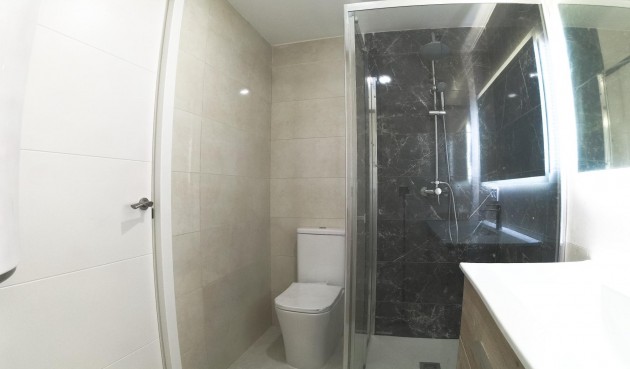 Återförsäljning - Apartment -
Torrevieja - Playa De Los Naufragos