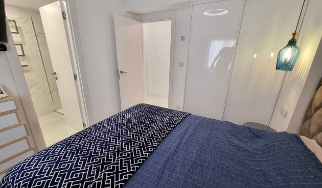 Resale - Apartment -
Torrevieja - Centro