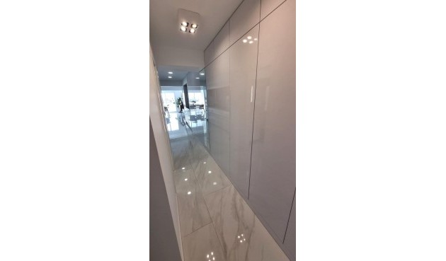 Resale - Apartment -
Torrevieja - Centro