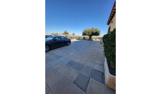 Resale - Villa -
Bigastro - Inland