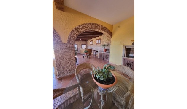 Resale - Villa -
Bigastro - Inland