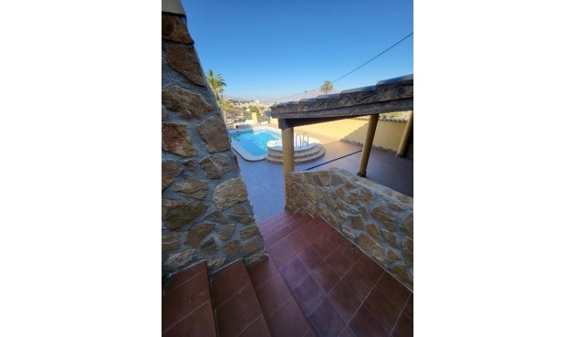 Resale - Villa -
Bigastro - Inland