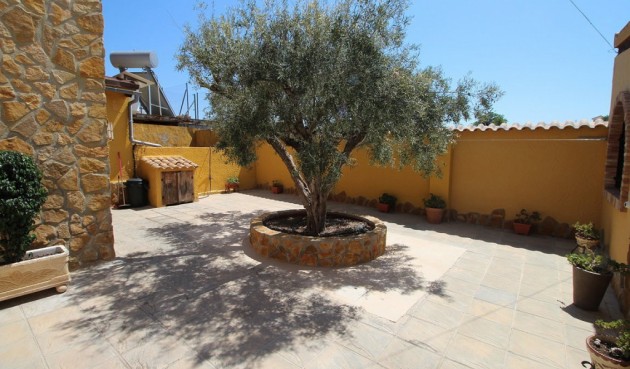 Resale - Villa -
Bigastro - Inland