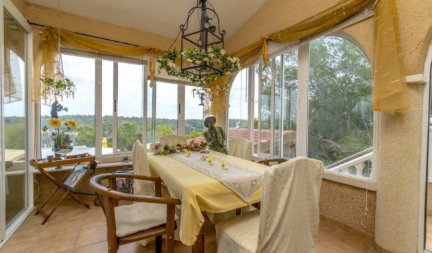 Resale - Villa -
Pinar de Campoverde - Inland