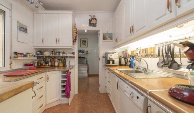 Resale - Villa -
Pinar de Campoverde - Inland