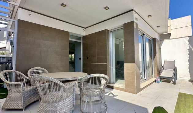 Återförsäljning - Villa -
Orihuela Costa - Costa Blanca