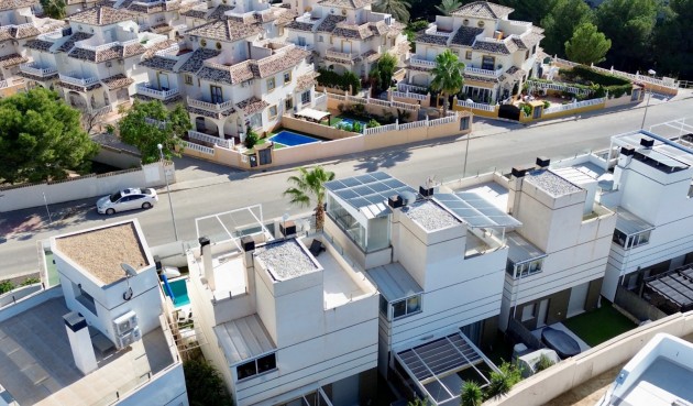 Återförsäljning - Villa -
Orihuela Costa - Costa Blanca
