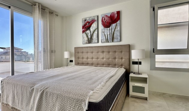 Återförsäljning - Villa -
Orihuela Costa - Costa Blanca