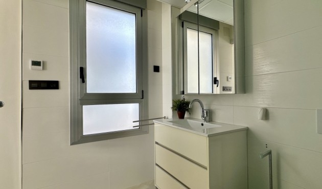 Återförsäljning - Villa -
Orihuela Costa - Costa Blanca