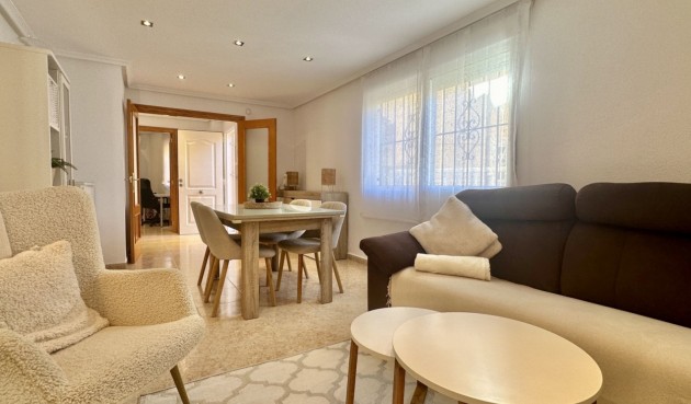 Brukt - Town House -
Orihuela Costa - Costa Blanca