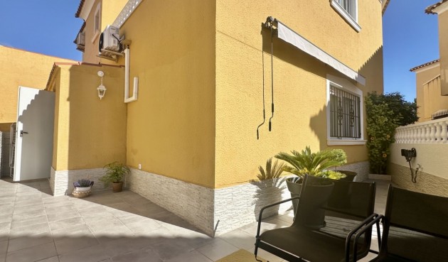 Brukt - Town House -
Orihuela Costa - Costa Blanca