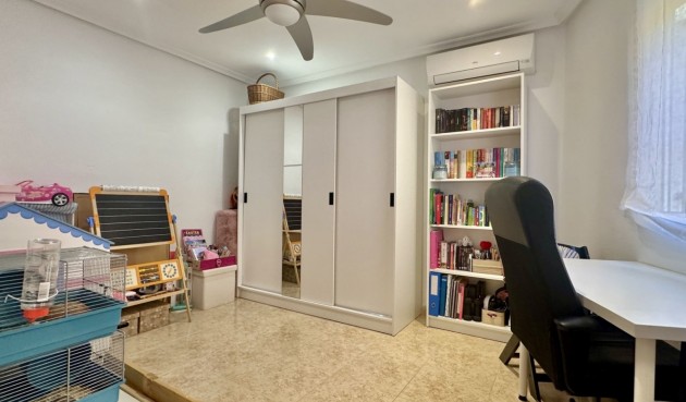 Brukt - Town House -
Orihuela Costa - Costa Blanca