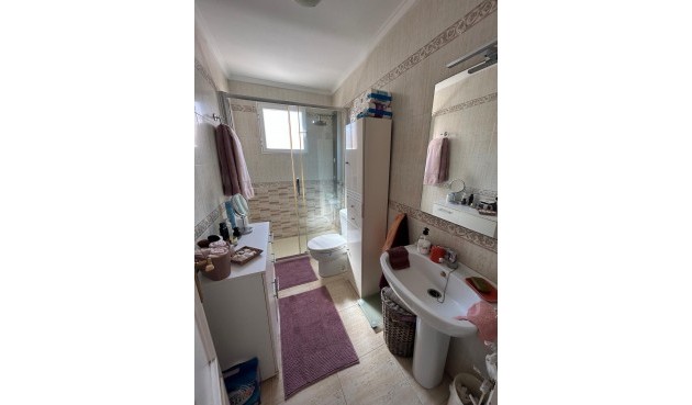 Brukt - Bungalow -
Torrevieja - aguas nuevas