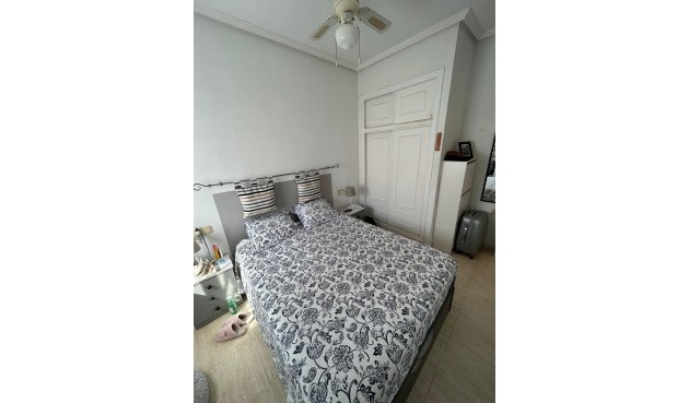 Brukt - Bungalow -
Torrevieja - aguas nuevas