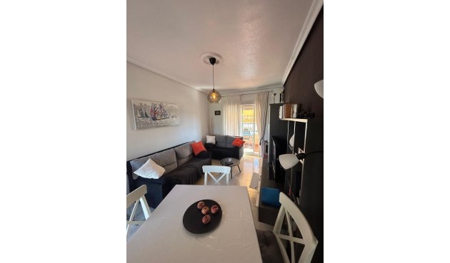 Brukt - Bungalow -
Torrevieja - aguas nuevas