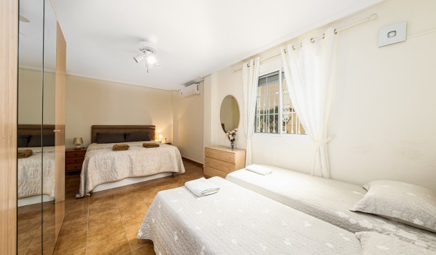 Korttidsleie - Hytte -
Orihuela Costa - La Zenia