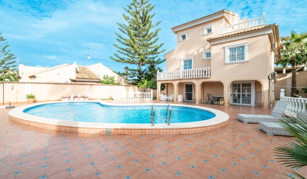 Korttidsleie - Hytte -
Orihuela Costa - La Zenia