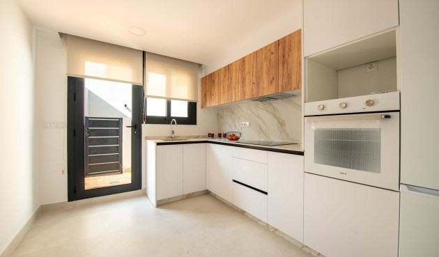 New Build - Town House -
Cox - San Fernando