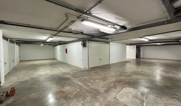 Resale - Apartment -
Jacarilla - Inland