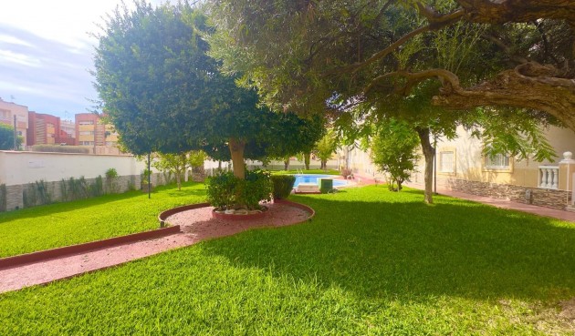 Resale - Penthouse -
Torrevieja - Estacion De Autobuses