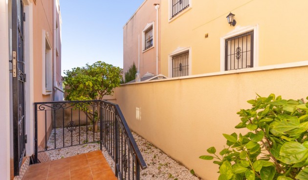 Resale - Quad House -
Orihuela Costa - PAU 8