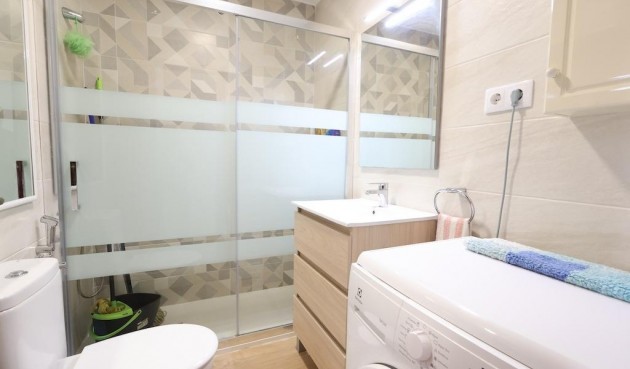 Resale - Apartment -
Torrevieja - Costa Blanca
