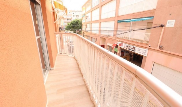 Resale - Apartment -
Torrevieja - Costa Blanca