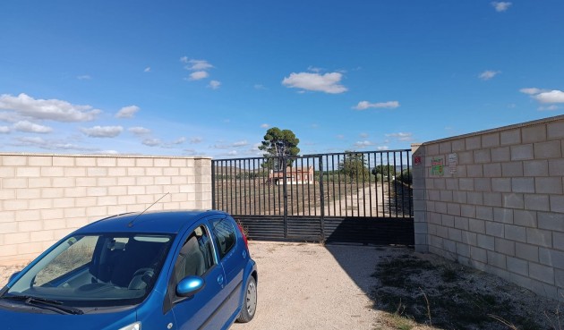 Resale - Villa -
Yecla - Inland