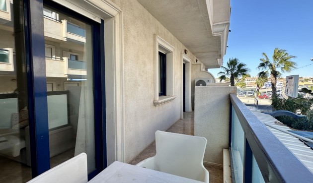 Återförsäljning - Apartment -
Orihuela Costa - Costa Blanca