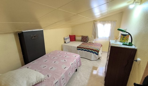 Resale - Villa -
Yecla - Inland