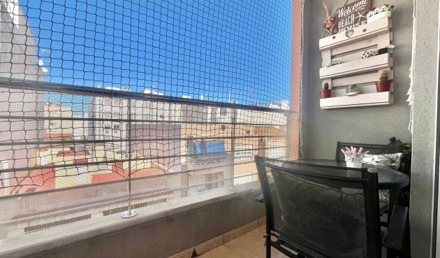 Resale - Apartment -
Torrevieja - Centro