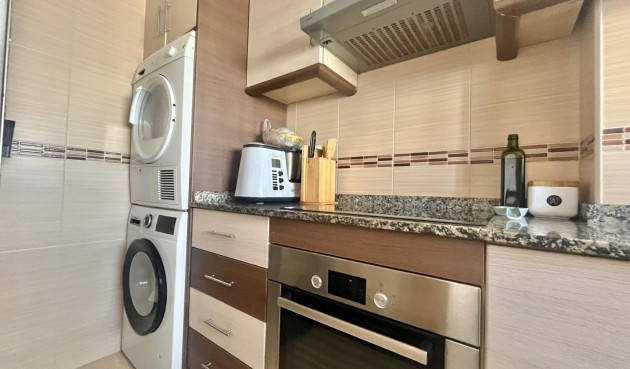 Resale - Apartment -
Torrevieja - Centro