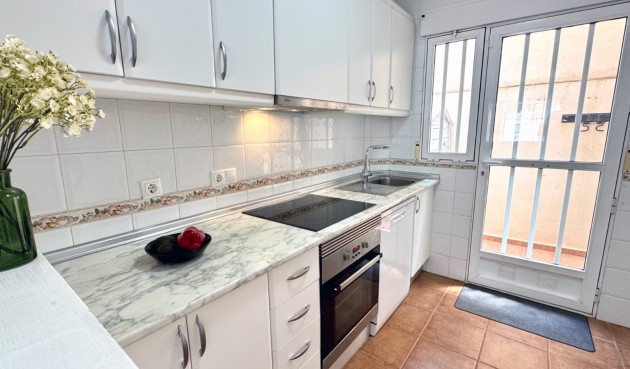 Korttidsleie - Apartment -
La Zenia - Costa Blanca