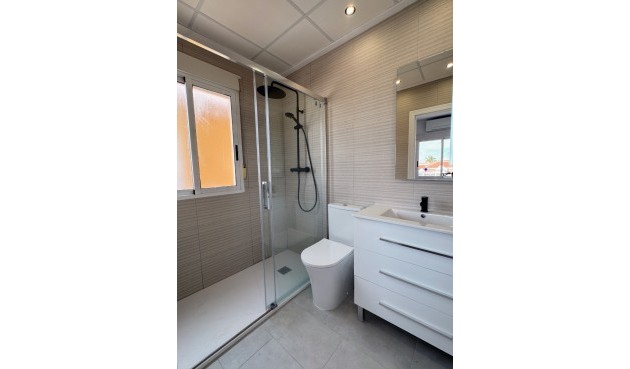 Korttidsleie - Apartment -
La Zenia - Costa Blanca