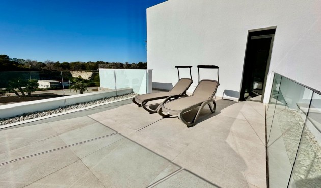 Resale - Villa -
Orihuela - Las Colinas Golf